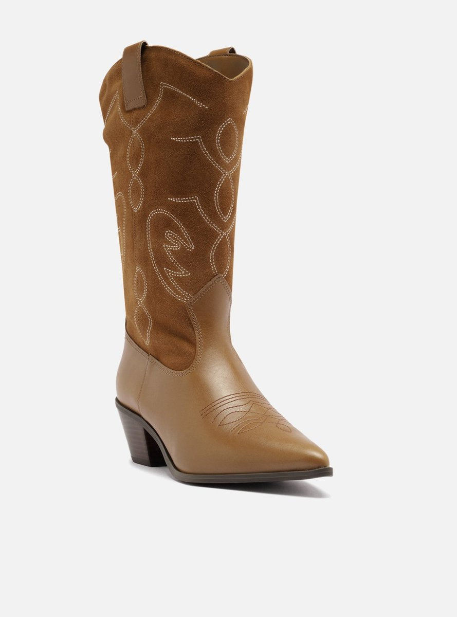 Bota Feminina Arezzo ref. BOTA MARROM - VintedoisK