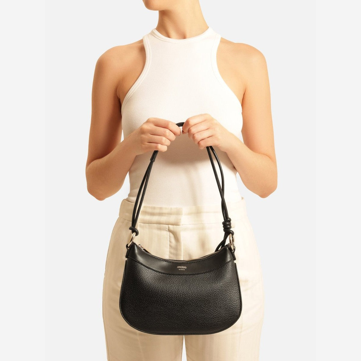 BOLSA TIRACOLO PRETA PEQUENA ENROLADOS A 5002 4064 00001 AREZZO