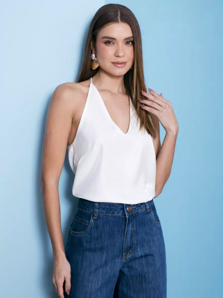 Blusa regata chic cetim feminina Skenn frente
