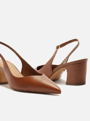 SANDÁLIA SALTO BLOCO MARROM SLINGBACK A 13757 0001 0008 AREZZO