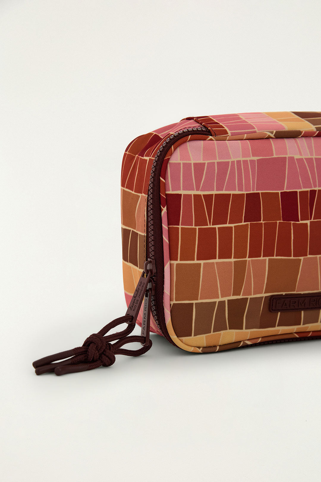 NECESSAIRE FARM XERO VIAJANTE SAFARI 78331595 FARM Imagem secundária do produto