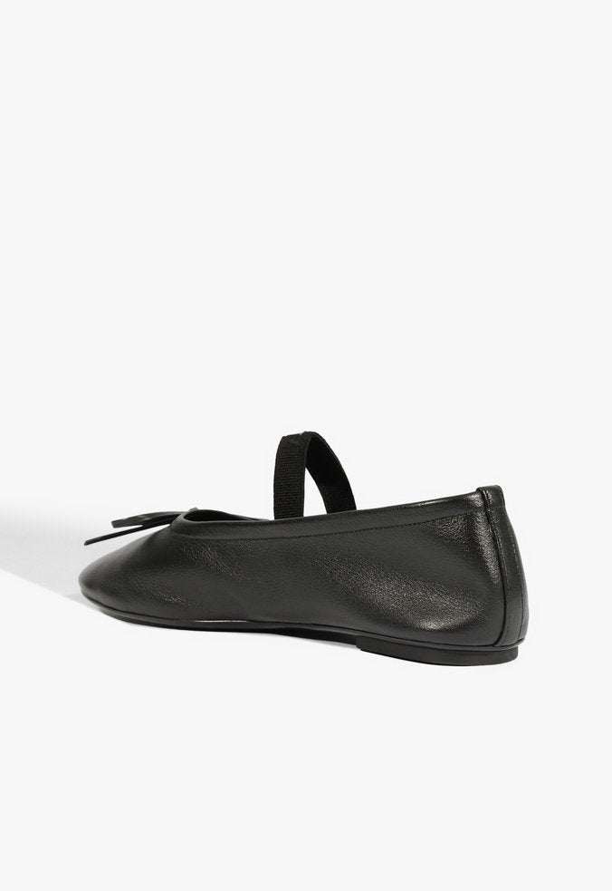 Rasteira Feminina SCHUTZ ref. SAPATILHA PRETA - VintedoisK