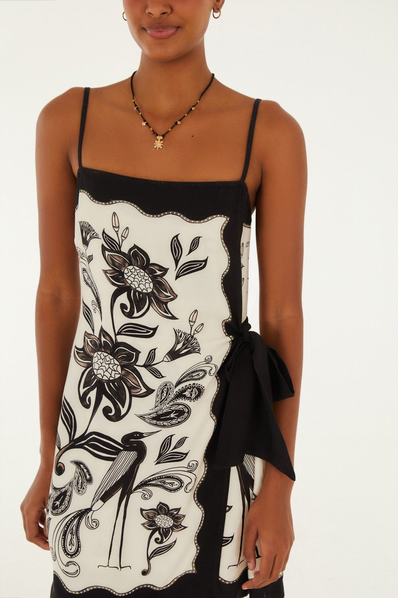 Vestido Feminino Farm ref. VESTIDO CURTO - VintedoisK
