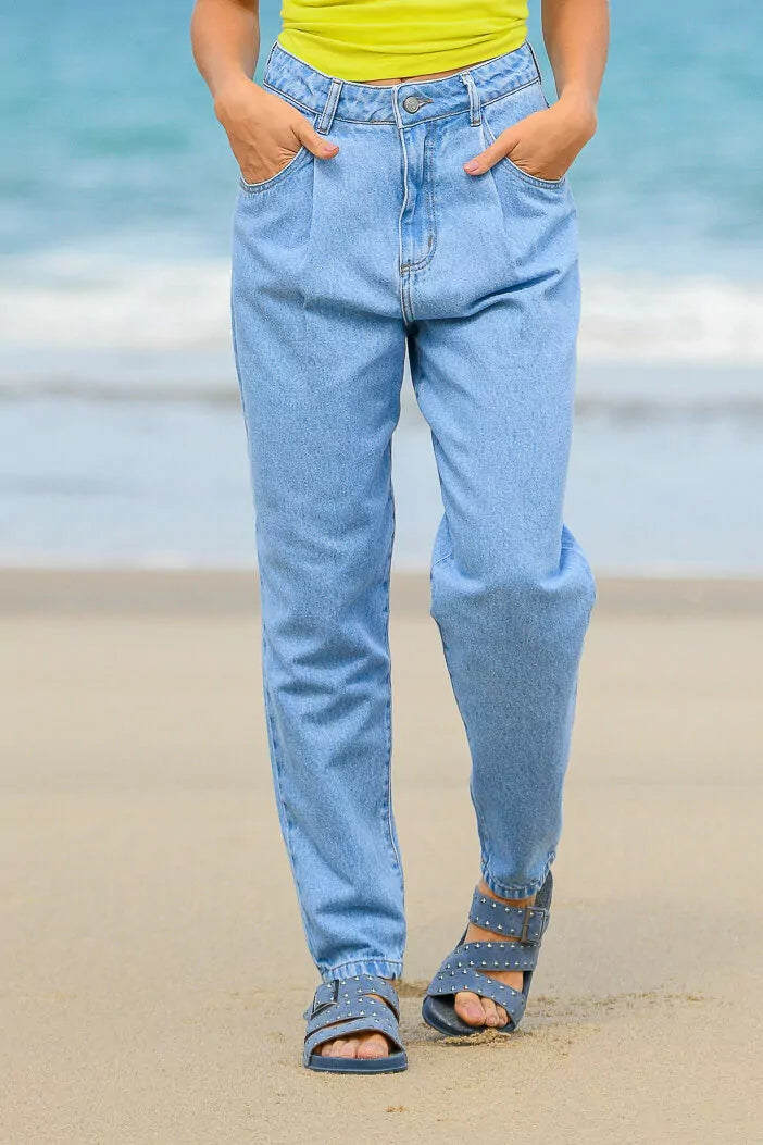 Calça Feminina Alcance ref. JEANS CLARA - VintedoisK Imagem principal do produto