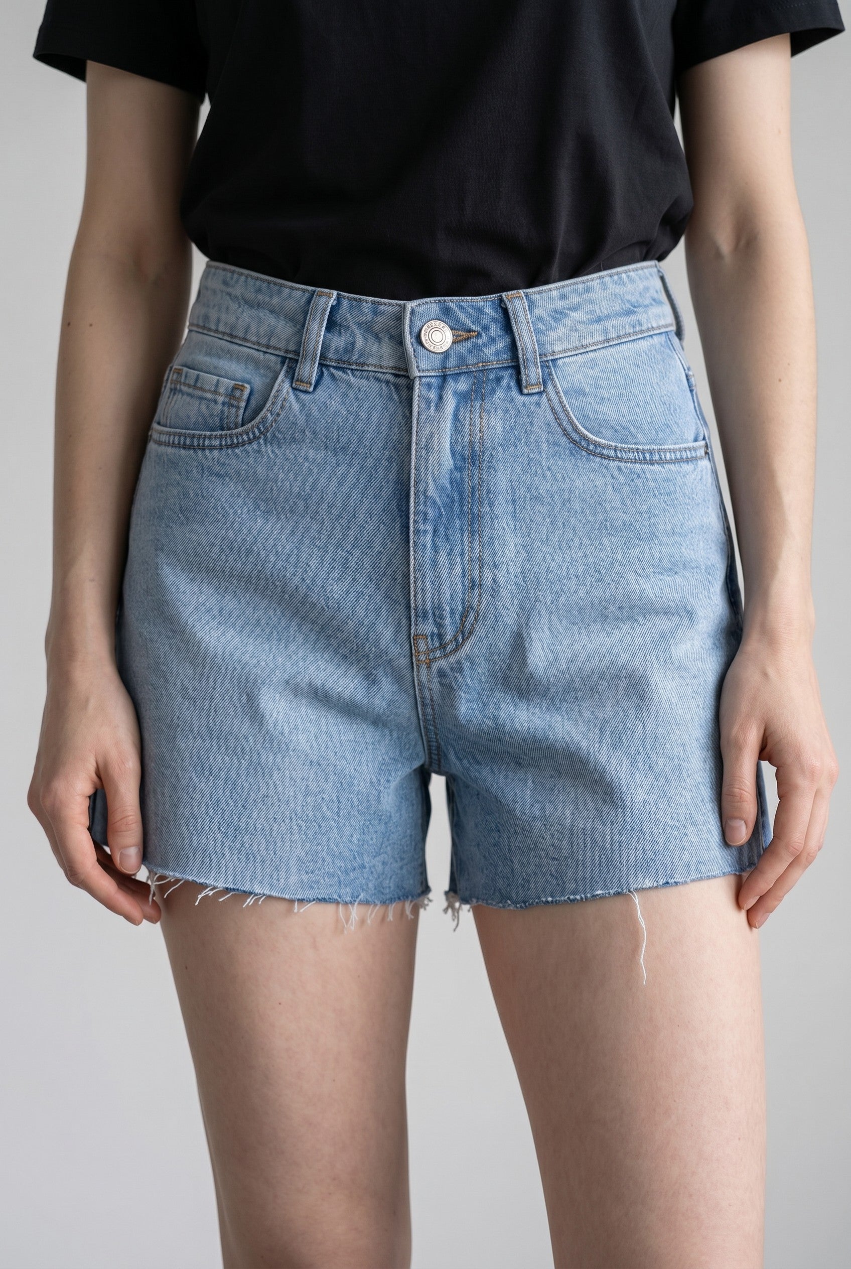 Shorts Feminino Skenn ref. BERMUDA JEANS - VintedoisK