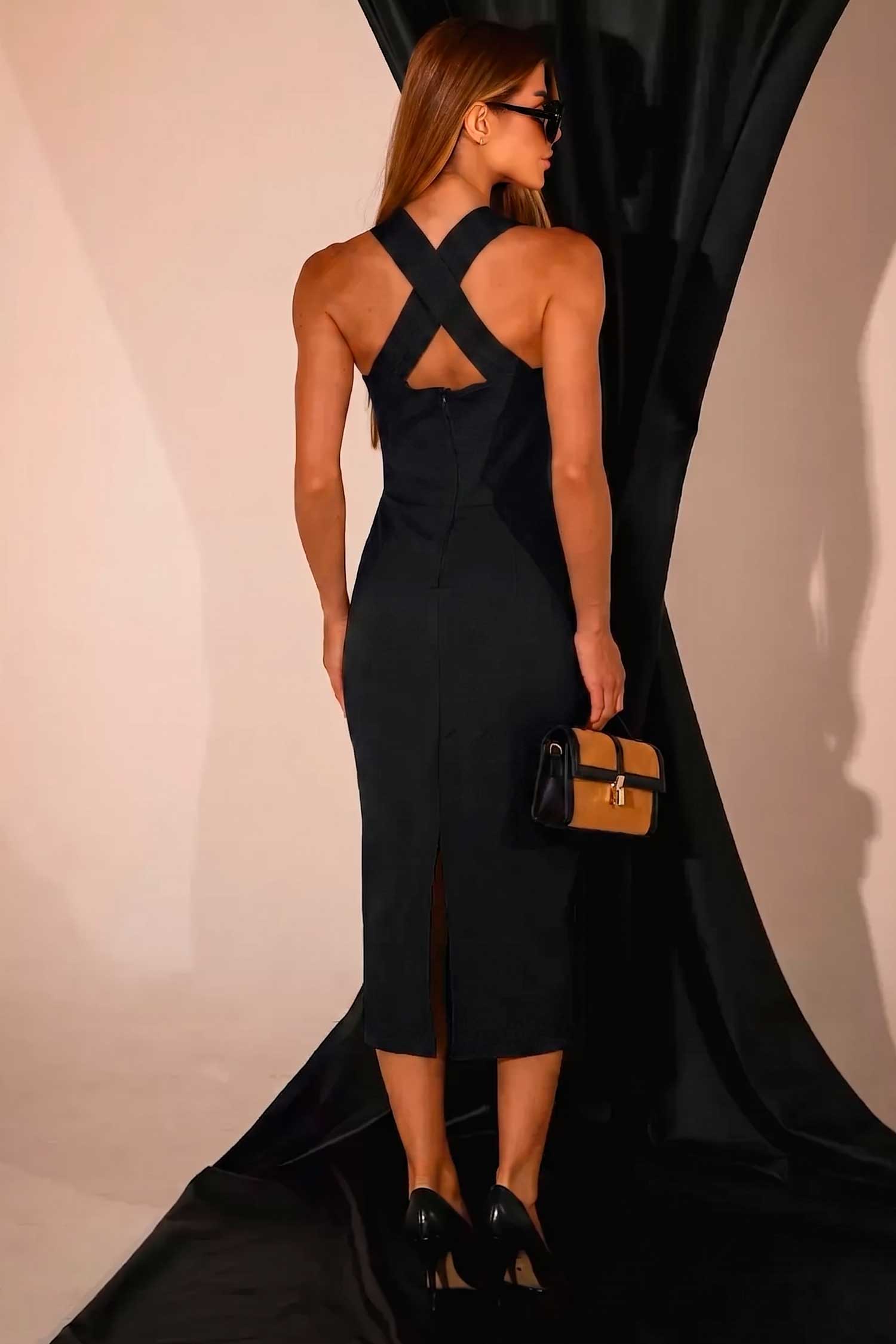 Vestido Feminino Amicia ref. VESTIDO MIDI - VintedoisK
