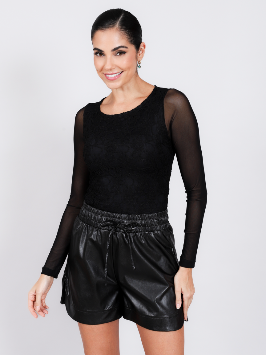 Shorts Feminino Skenn ref. SHORTS COURO - VintedoisK