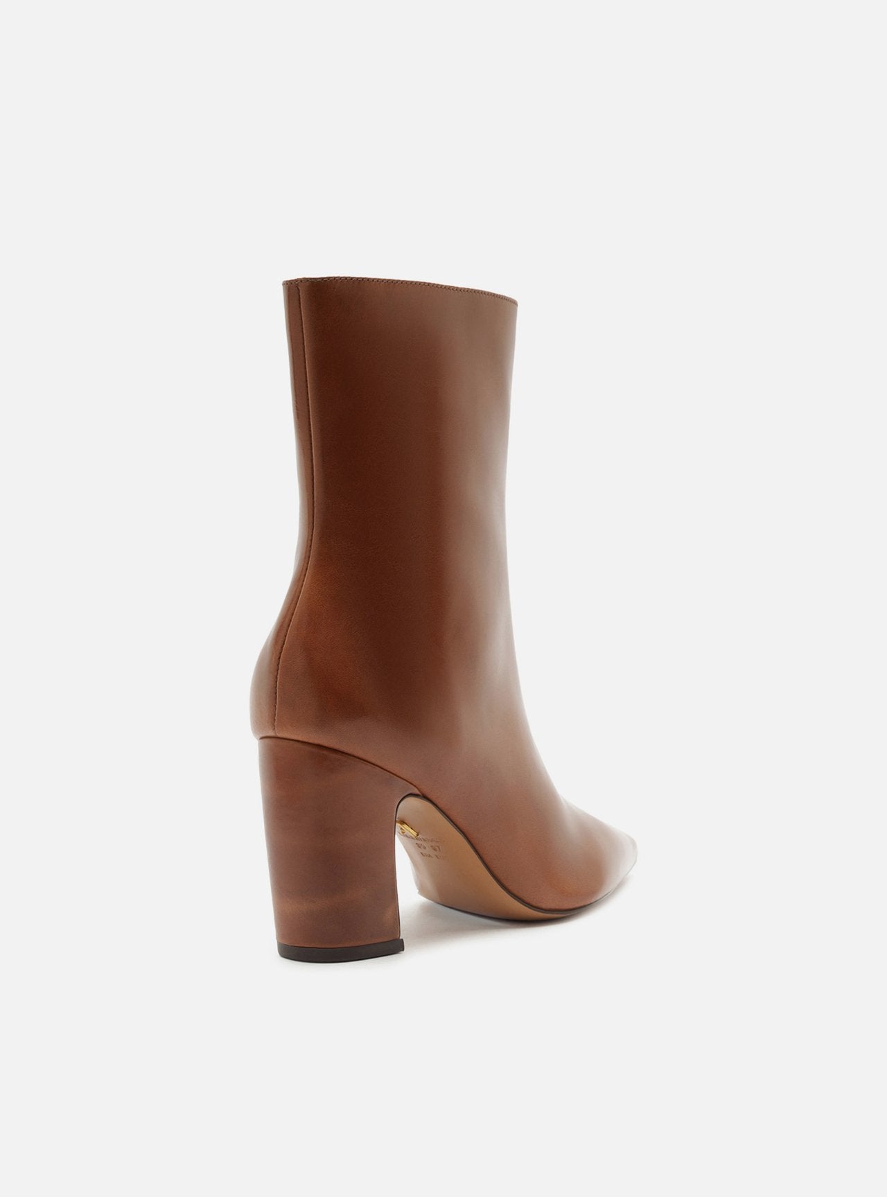 Bota Feminina Arezzo ref. BOTA MARROM - VintedoisK