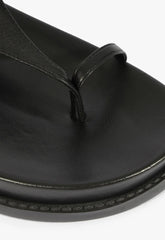 SANDÁLIA PAPETE KATE COURO PRETA S 21564 0436 0001 SCHUTZ
