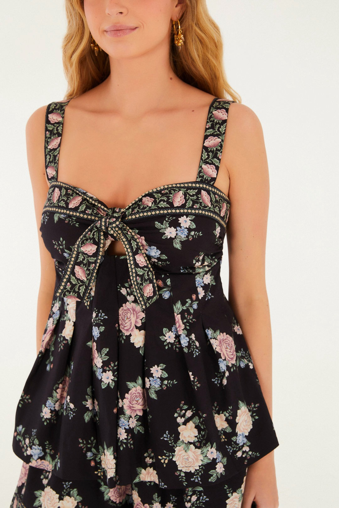Blusa Feminina Farm ref. BLUSA ROMANCE - VintedoisK