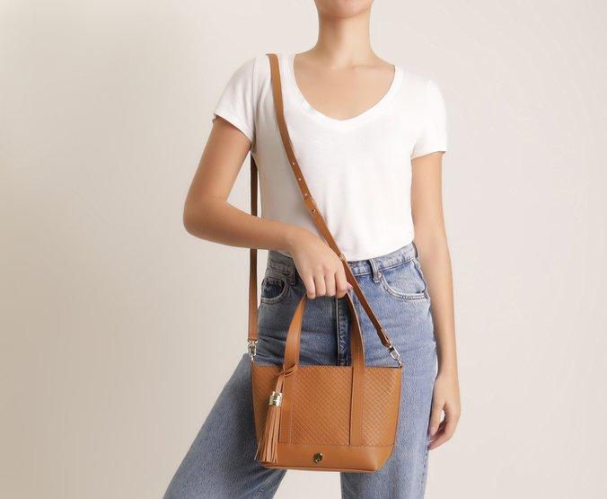 BOLSA TOTE MARROM TEXTURIZADA BARBICACHO C 50012 1775 0002 ANACAPRI - Vintedoisk