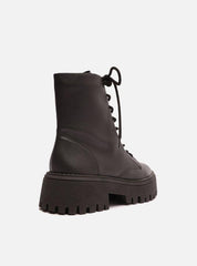 BOTA COTURNO PRETO CANO MÉDIO SOLA TRATORADA A 11843 0028 0001 AREZZO - Vintedoisk