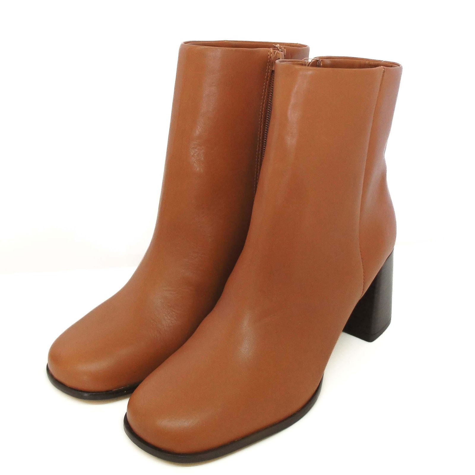 BOTA MARROM COURO CANO CURTO SALTO MÉDIO LISA A 13349 0001 0003 AREZZO - Vintedoisk