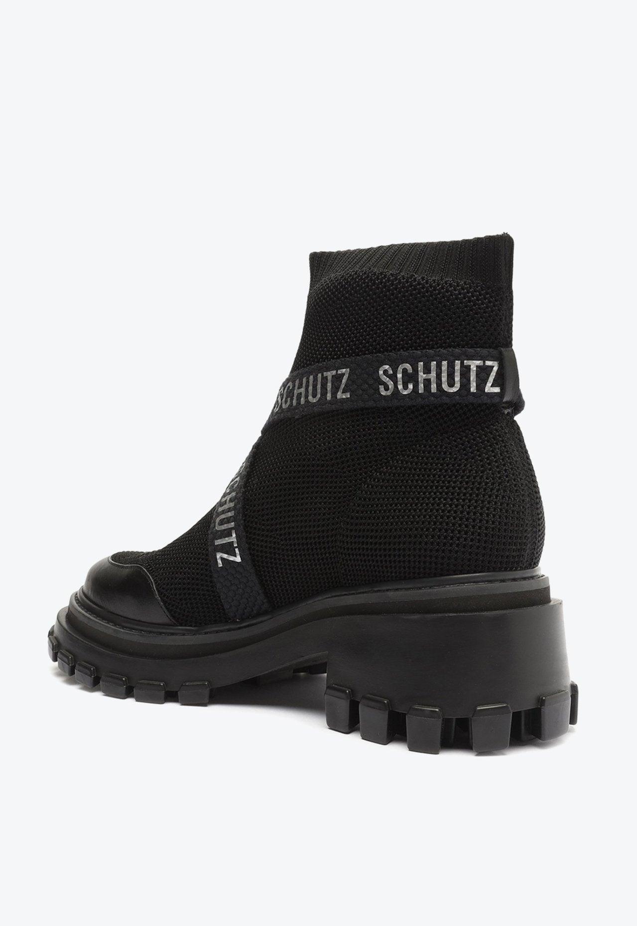 BOTA TRATORADA LOGO KNIT PRETA S 21204 0018 0001 SCHUTZ - Vintedoisk