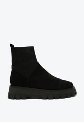 BOTA TRATORADA SUEDE PRETA S 21452 0001 0003 SCHUTZ - Vintedoisk