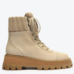 BOTA TRATORADA SUTTON COURO CAMURÇA SCHUTZ - ORIGINAL - Vintedoisk