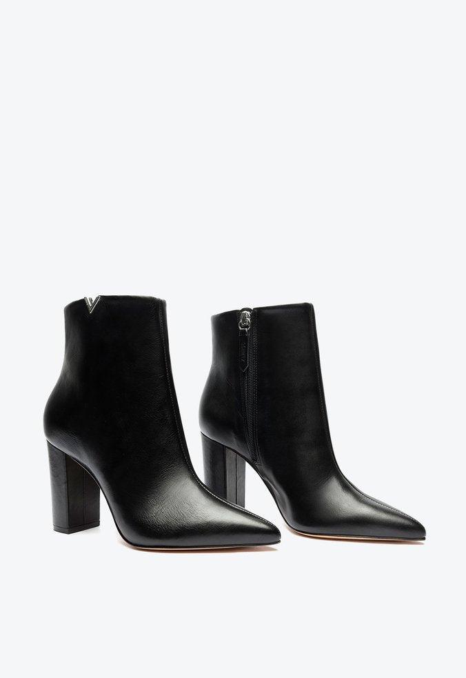 BOTA TRIANGLE SALTO BLOCO COURO PRETA S 20727 0013 0006 SCHUTZ - Vintedoisk