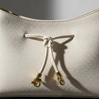 BOLSA TIRACOLO PEQUENA BRANCA A 50011 2070 0006 AREZZO