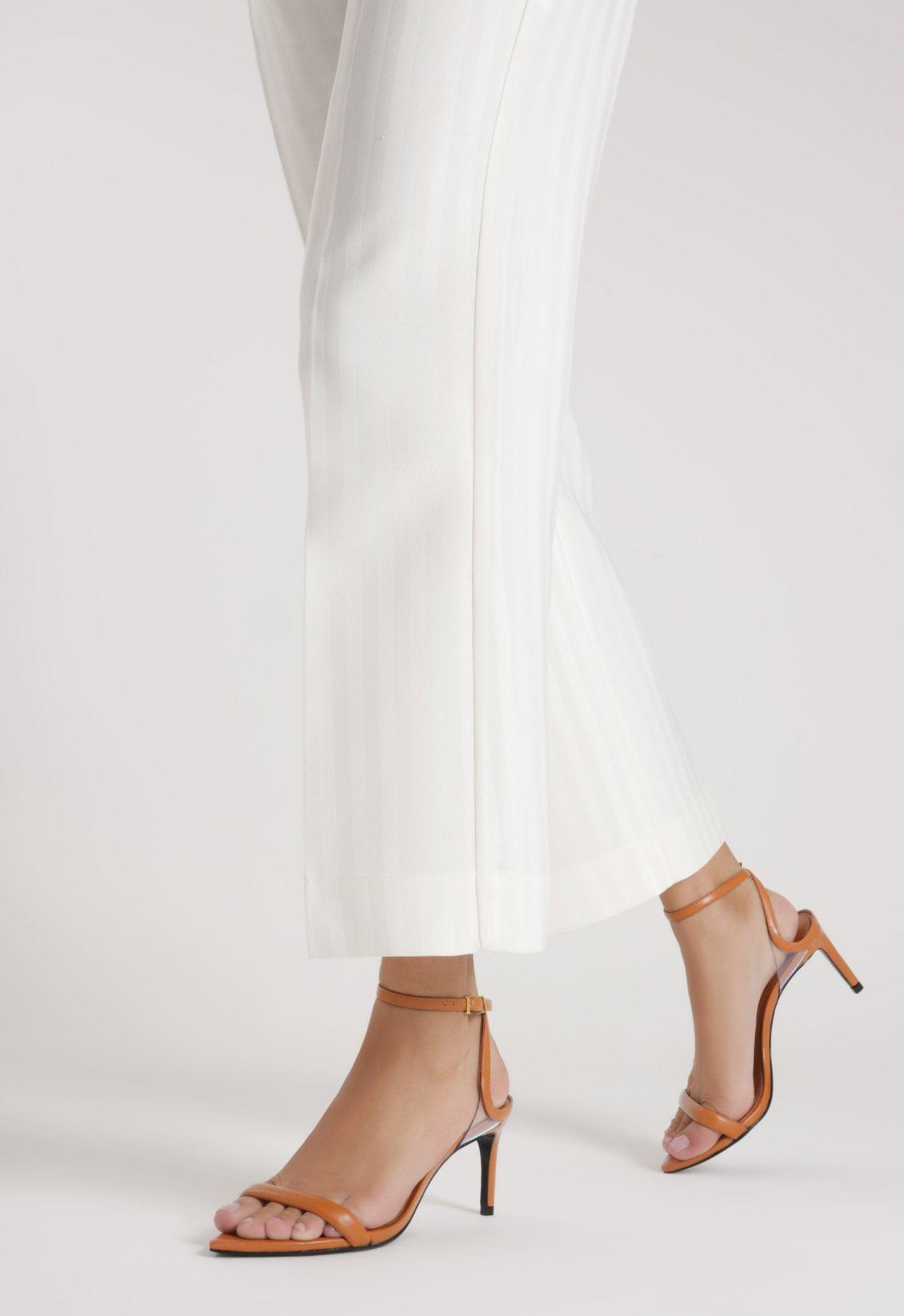 SANDALIA SALTO BICO FINO MARROM S 21039 0075 0012 SCHUTZ - Vintedoisk