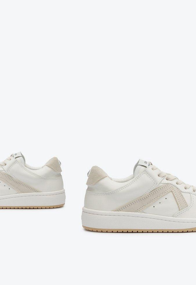 TÊNIS BRANCO E BEGE FUROS S 20672 0056 0004 SCHUTZ - Vintedoisk