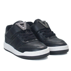 TÊNIS PRETO E BRANCO TRIÂNGULO PEDRARIA S 20672 0052 0004 SCHUTZ - Vintedoisk