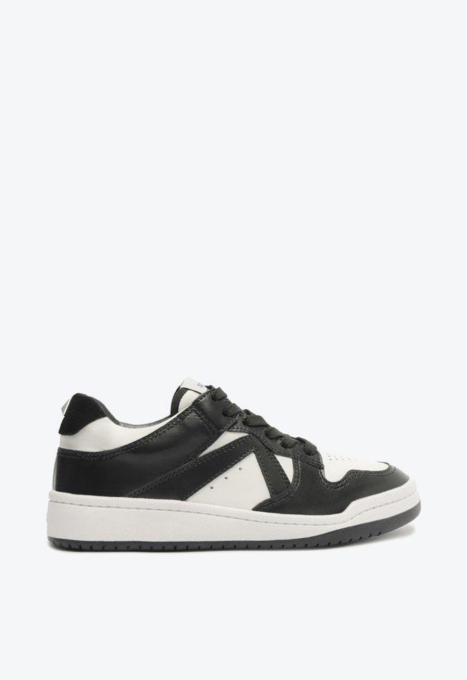 TÊNIS SCHUTZ ST FRESH BRANCO E PRETO S 20672 0056 0003 SCHUTZ - Vintedoisk