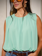 Vista completa blusa Fluidez Franzido Skenn, estilo feminino sofisticado