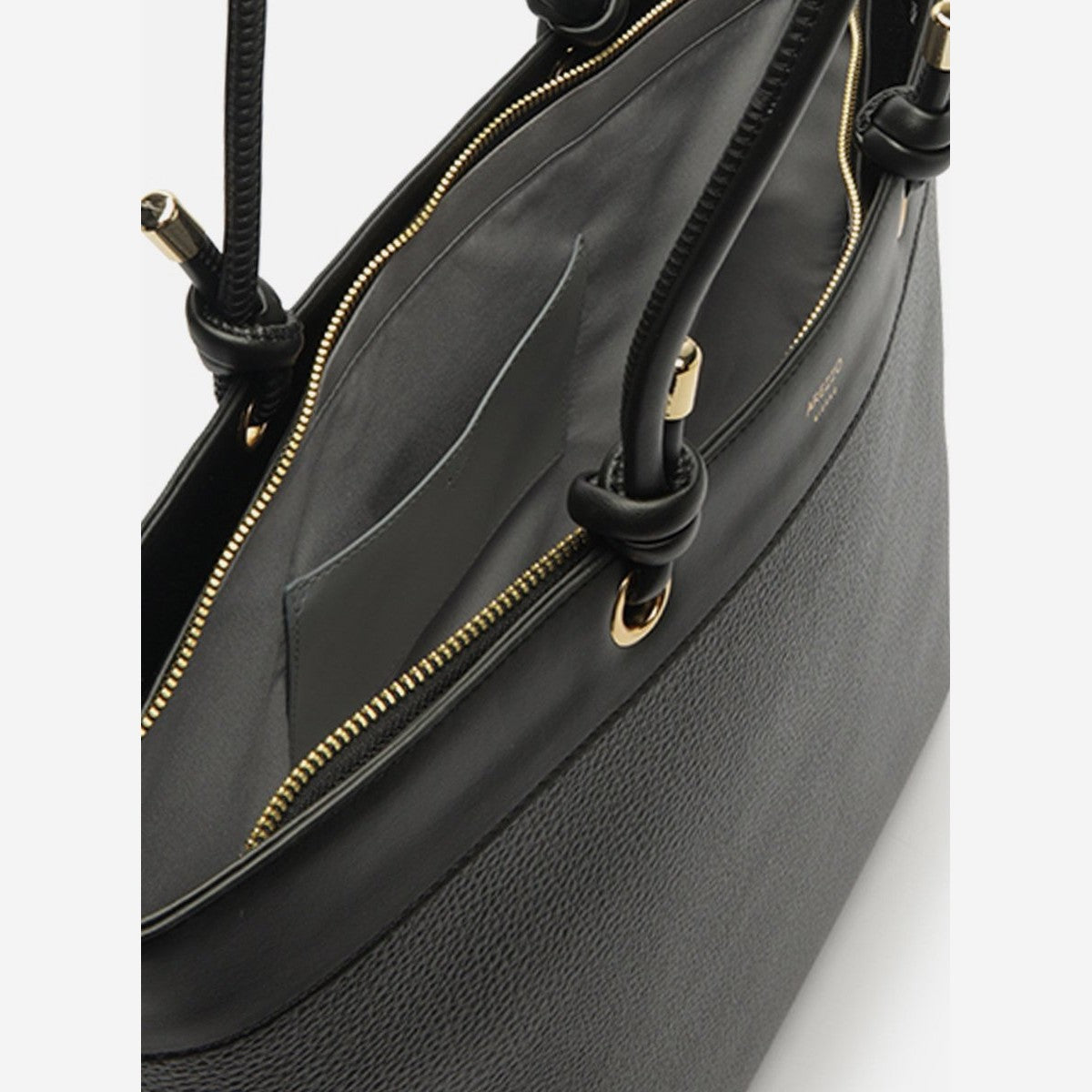 BOLSA SHOPPING PRETA GRANDE ENROLADOS A 50024 0638 0001 AREZZO