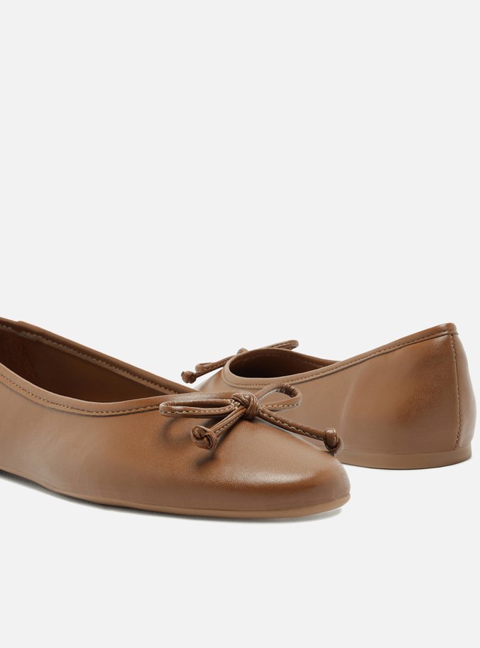 Rasteira Feminina AREZZO ref. SAPATILHA MARROM - VintedoisK