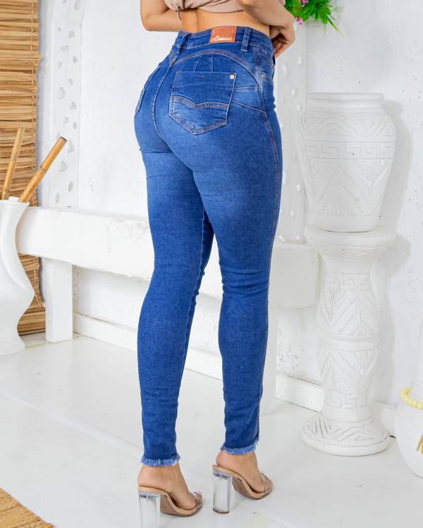 Calça Feminina BOKKER ref. JEANS CIGARRETE - VintedoisK