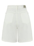 Look completo bermuda sarja cáqui feminina Skenn