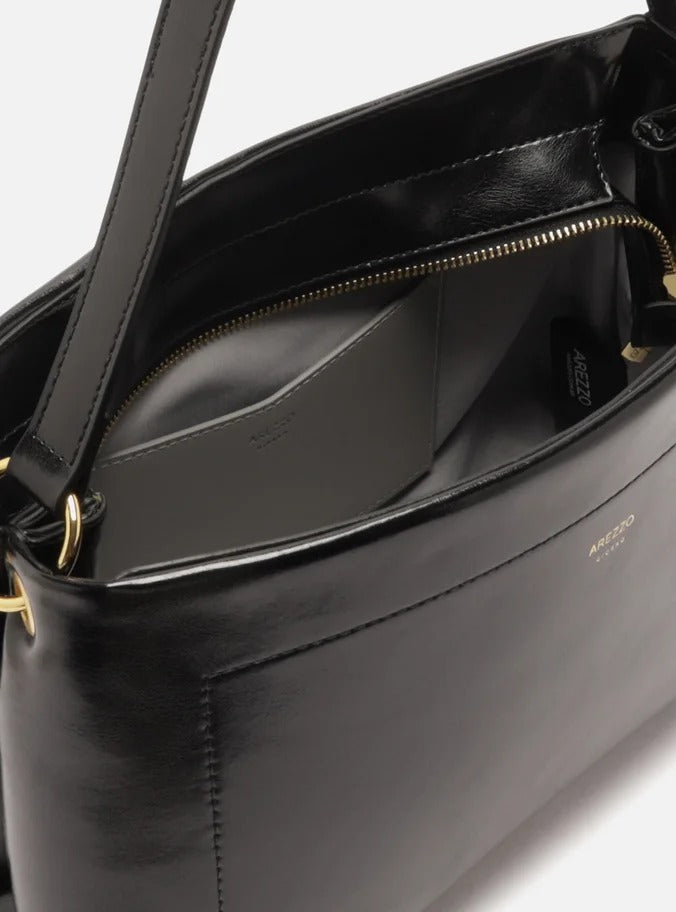 BOLSA SHOULDER MARROM GRANDE DETALHE COSTURA A 50011 1013 0005 AREZZO Imagem secundária do produto