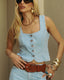 Blusa jeans clara colete slim Alcance, frente feminina