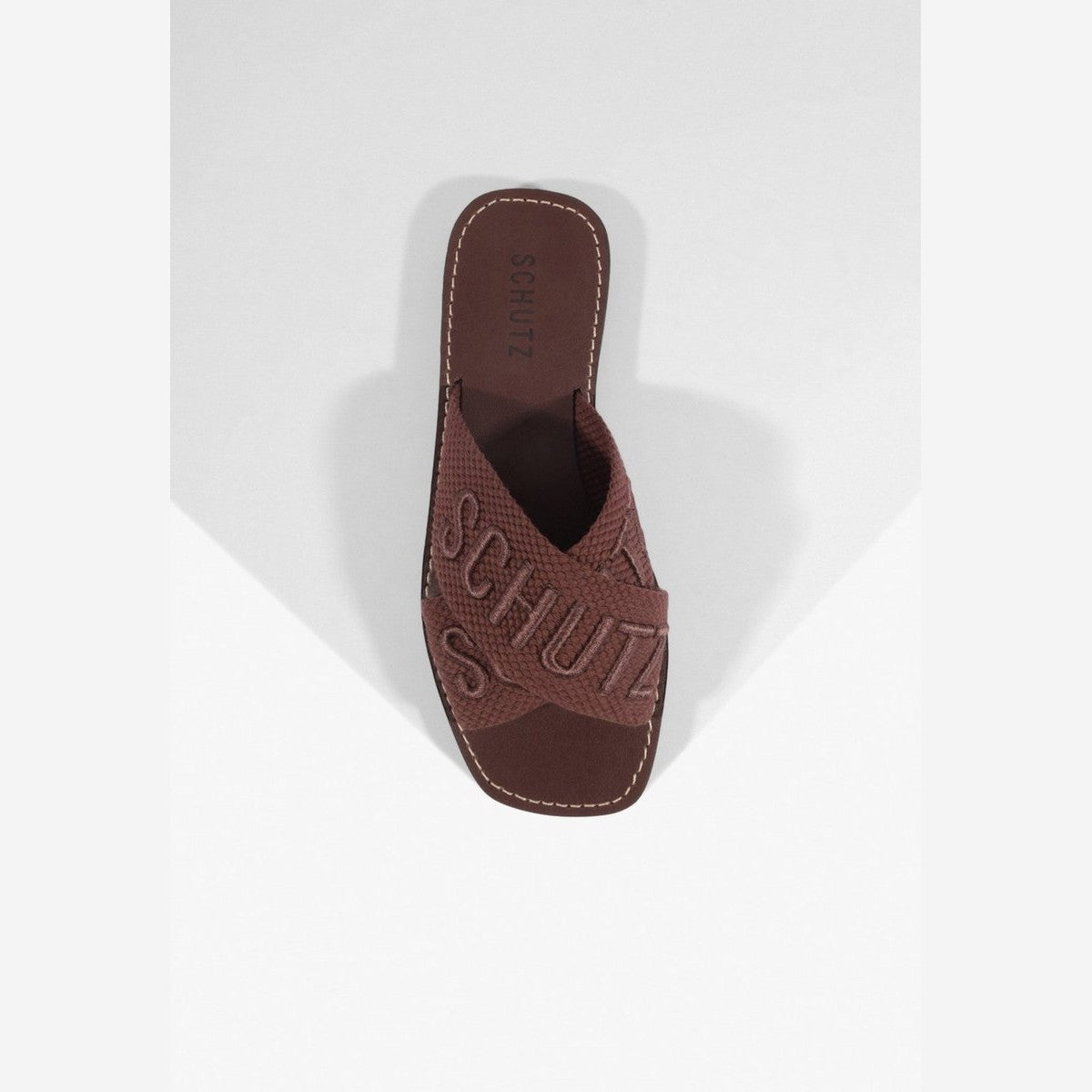 SANDÁLIA X RASTEIRA BICO QUADRADO MARROM  S 20889 0115 0047 SCHUTZ