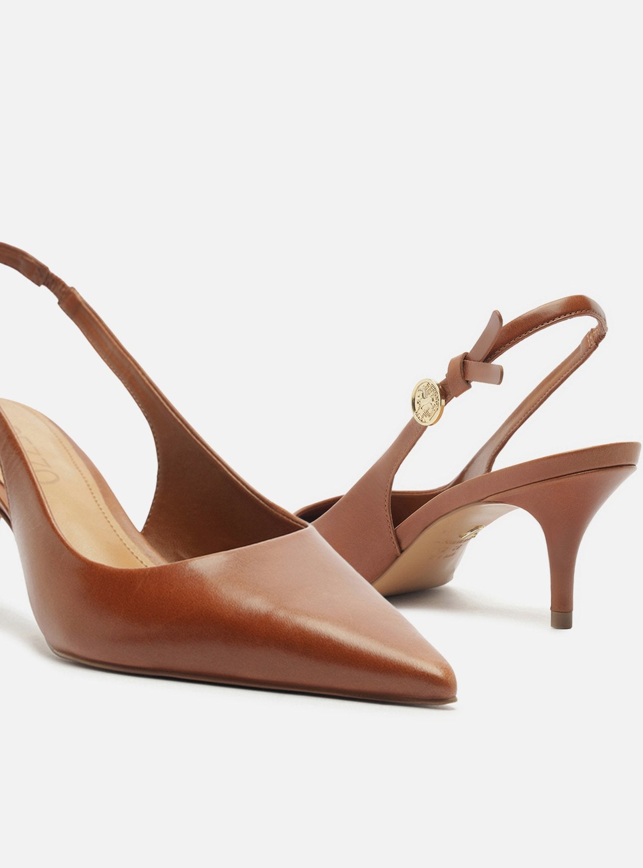 Rasteira Feminina Arezzo ref. SCARPIN MARROM - VintedoisK