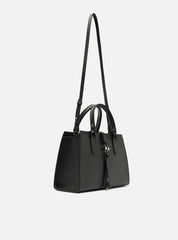 BOLSA TOTE PRETA GRANDE DETALHE TIRAS METAL A 50011 0895 0001 AREZZO