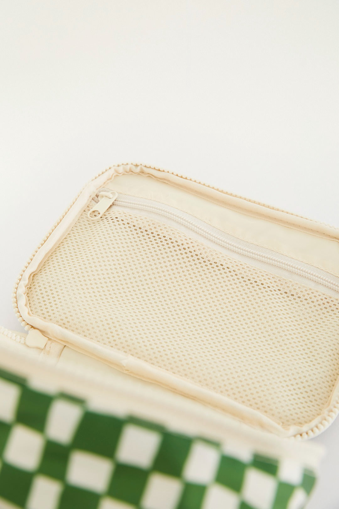 NECESSAIRE XERO A CARIOCA 78325695 FARM Imagem secundária do produto