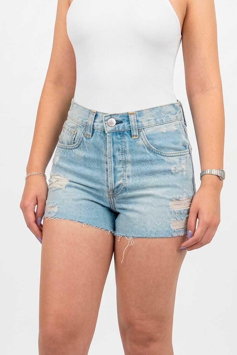 Shorts Feminino Revanche ref. SHORTS JEANS - VintedoisK