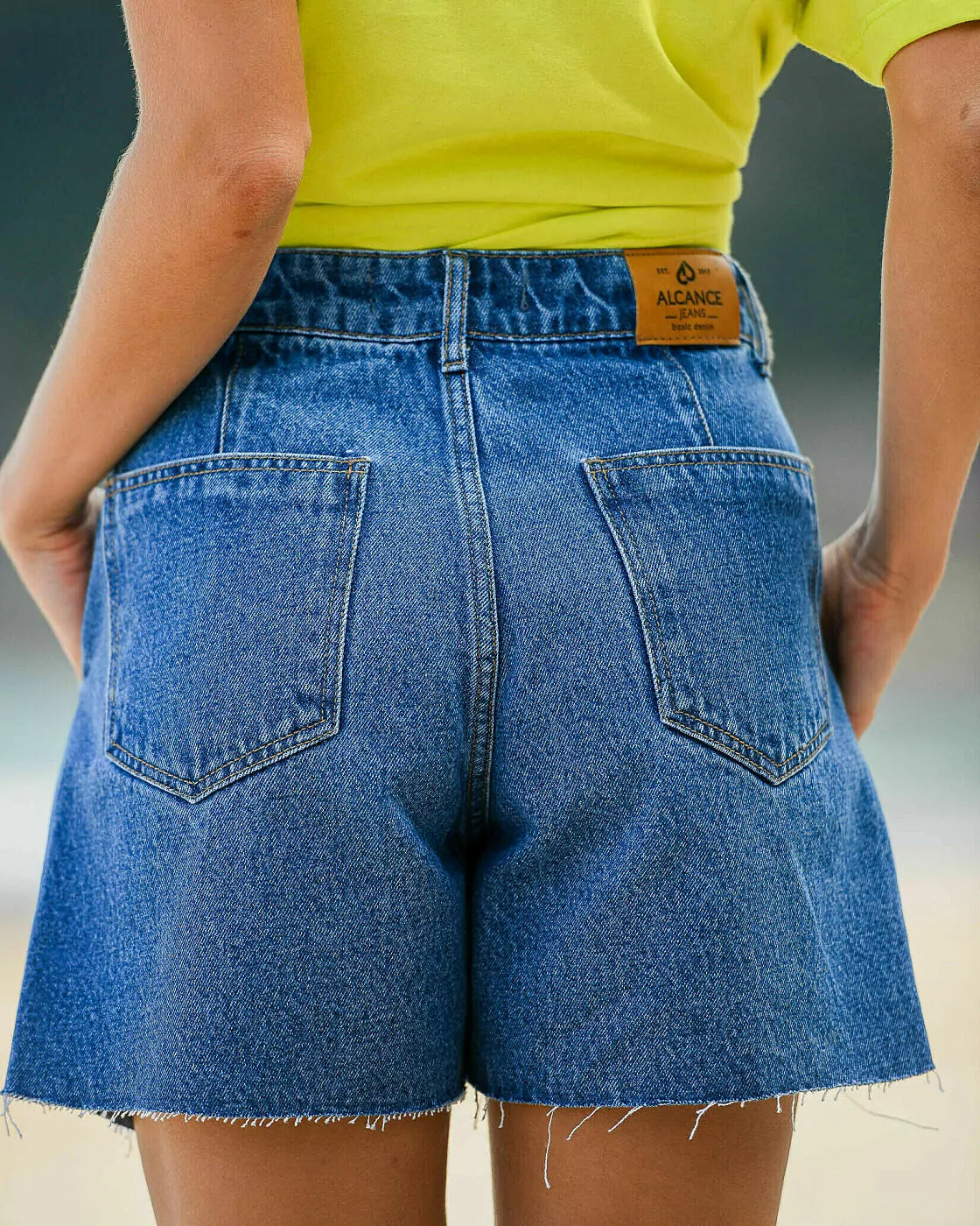 Shorts Feminino Alcance ref. SHORTS JEANS - VintedoisK