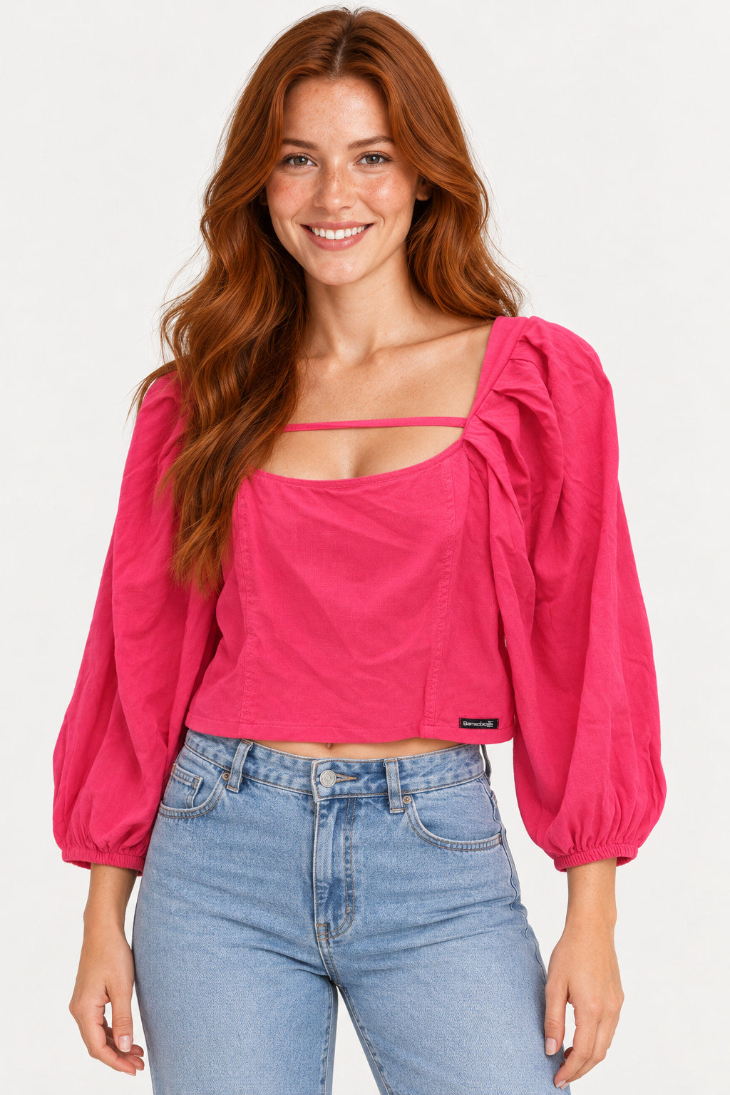 Pink | Blusa Cropped Manga Pregas Revanche rosa pink, com decote quadrado, alça fina no colo e mangas bufantes