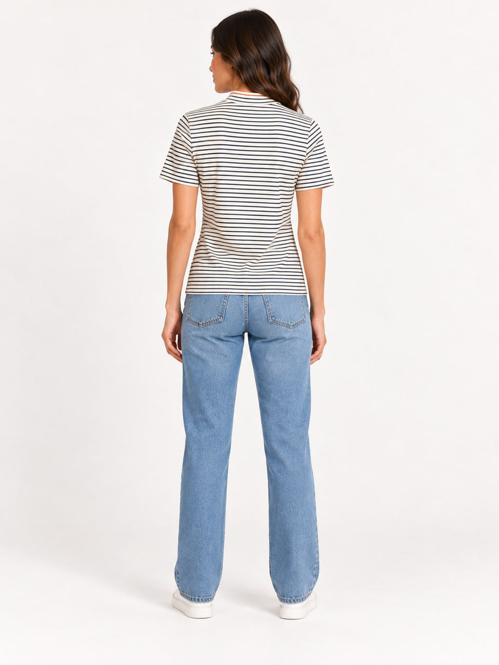 Off-white/preto | Blusa Listrada com Gola Coqueta — costas