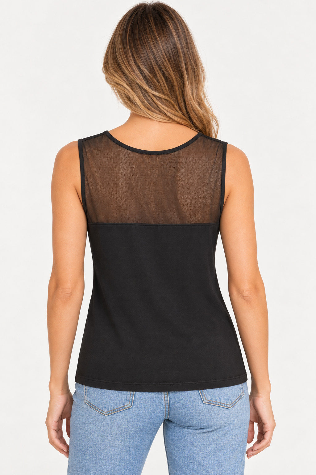 Preto | Blusa regata cavada Coqueta preta vista de costas com recorte em tule nas costas