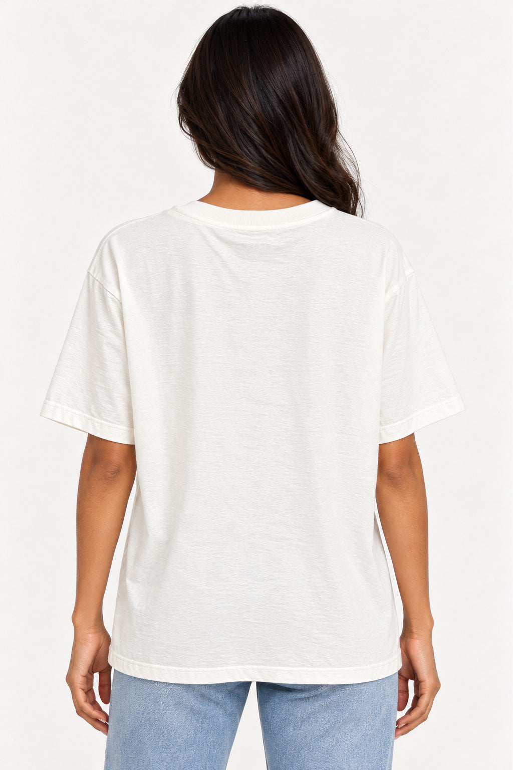 Off-White | Blusa T-Shirt Light Lerrux em off-white lisa nas costas, com gola redonda e mangas curtas, vestida em modelo