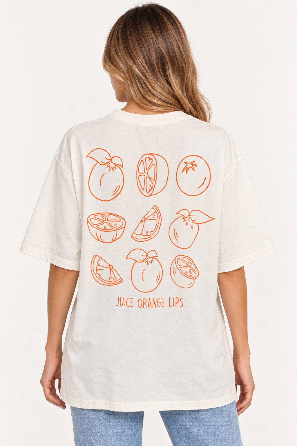 Off | Blusa T-Shirt Manga Curta Long Orange Juice Gringa off white com estampa de frutas cítricas laranja nas costas e a frase Juic