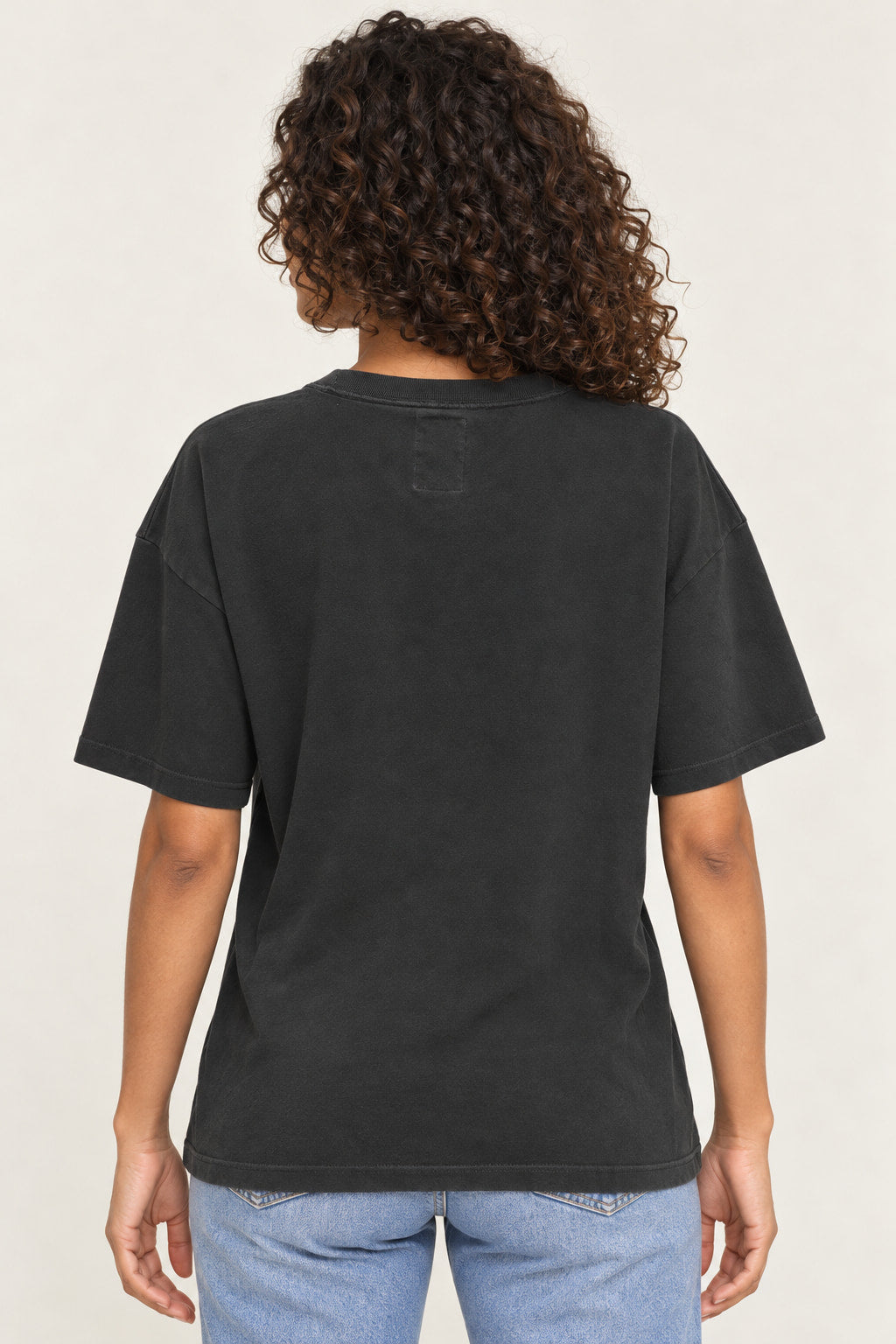Verde | Blusa T-Shirt Your Love Lerrux preta lisa nas costas, com gola redonda e manga curta