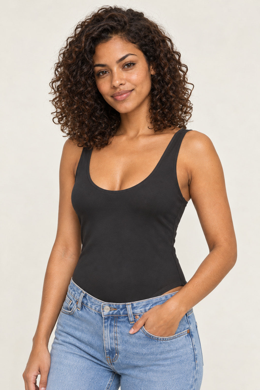 Preto | Body Basic Skenn — lado