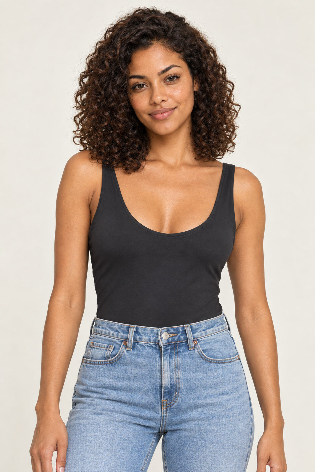 Preto | Body Basic Skenn — frente