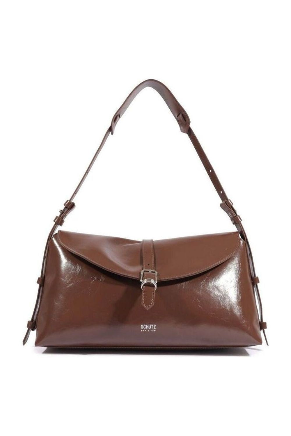 Bolsa Schutz marrom de ombro, aba com fivela prateada e alça ajustável, vista de frente
