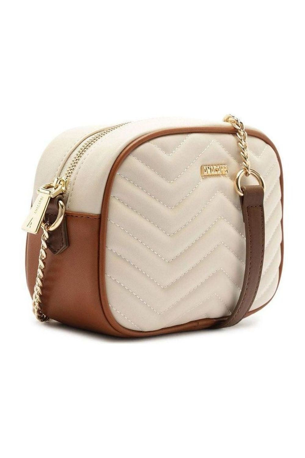 Bolsa tiracolo Anacapri média matelassê zig zag bege e marrom em vista lateral com alça de corrente dourada Imagem principal do produto