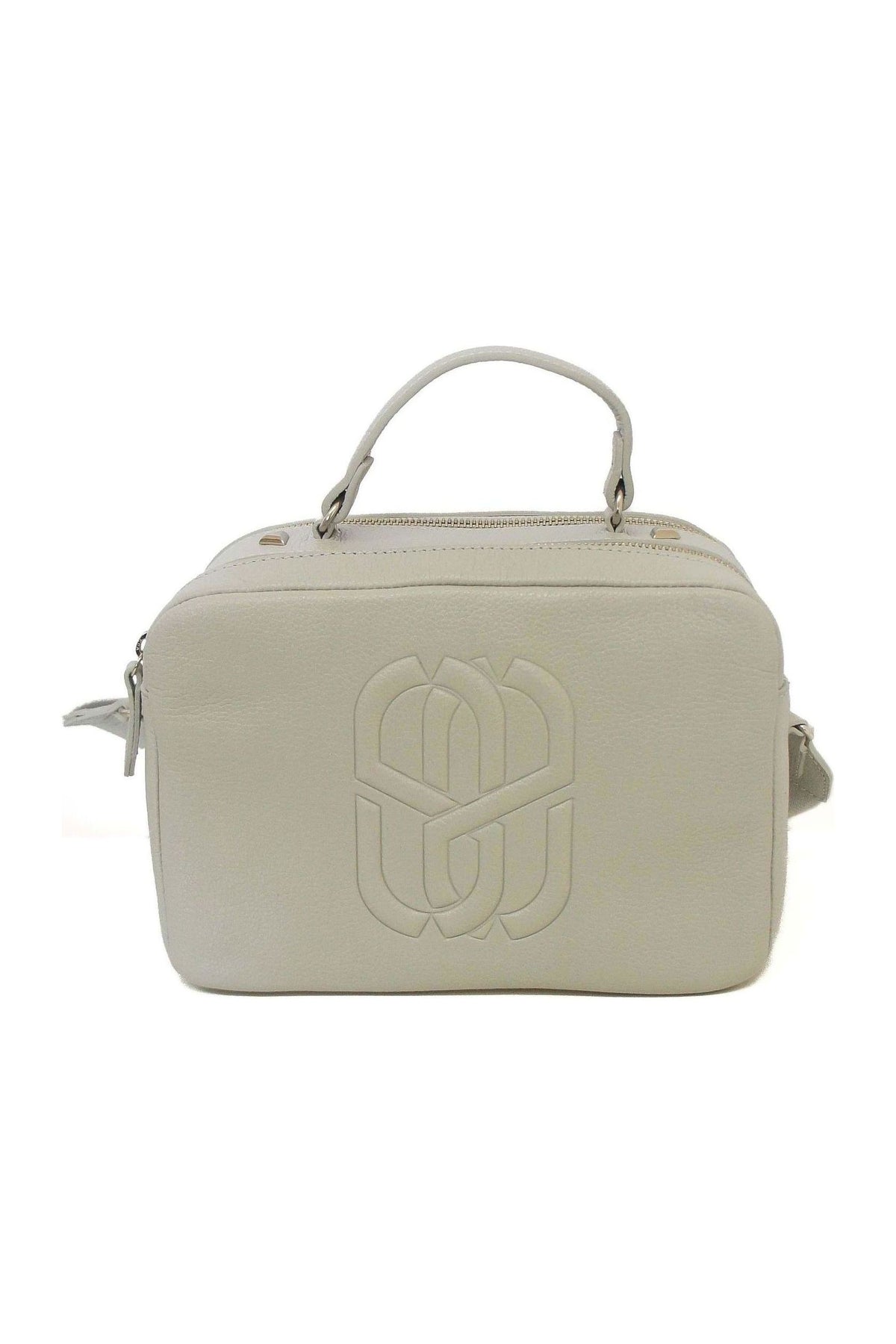 Bolsa tote tiracolo Schutz cinza vista de frente, com monograma em relevo e alça de mão Imagem principal do produto